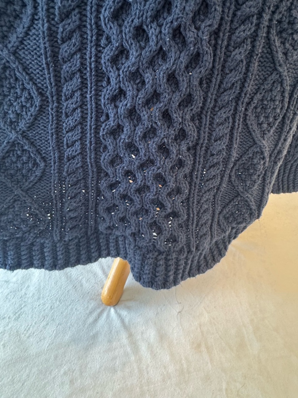 L.L. Bean Signature Navy Cable Knit Crewneck Sweater, sz M - Picture 9 of 12